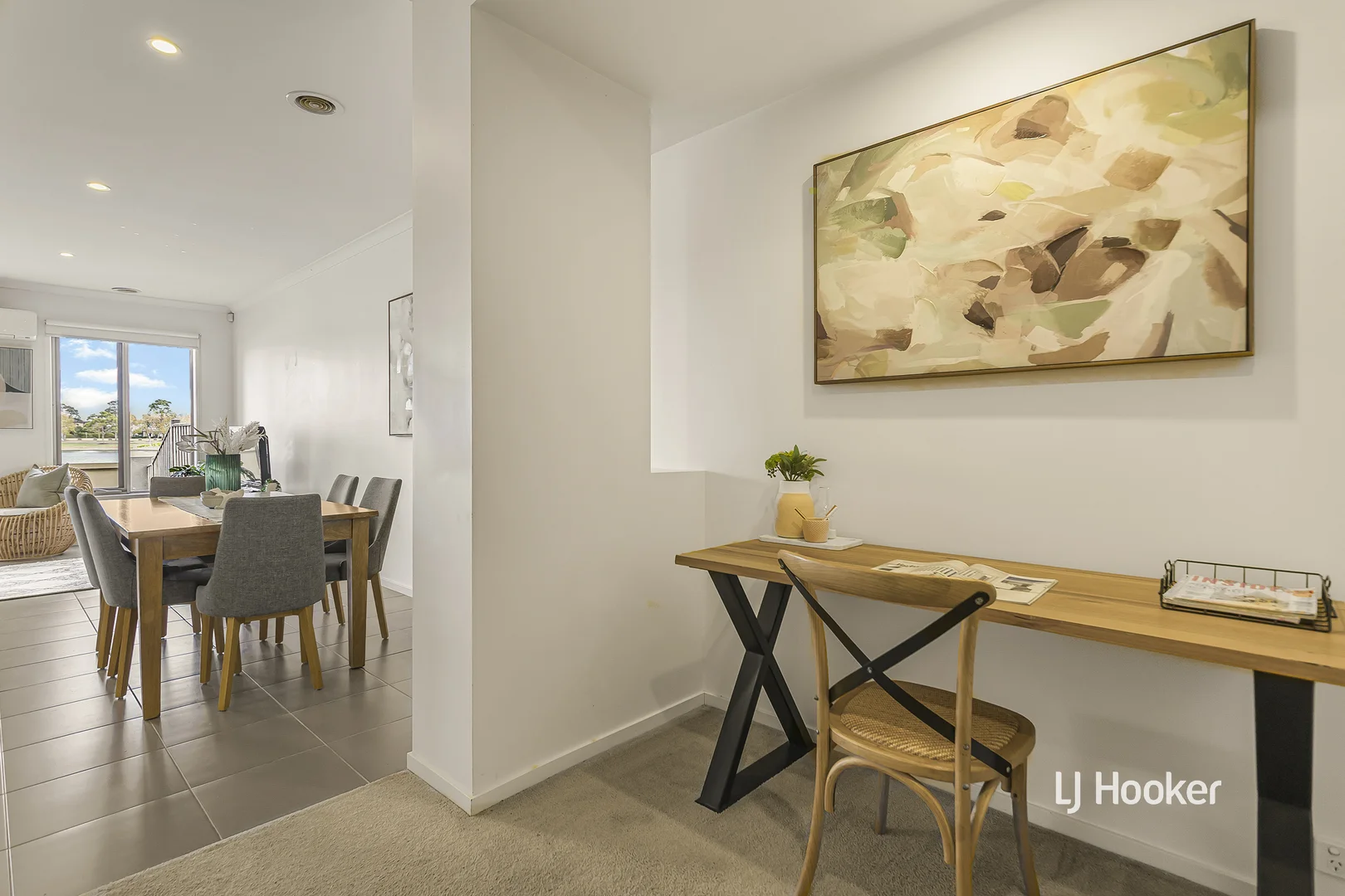 89 Broadbeach Circuit, Point Cook VIC 3030 photo 3