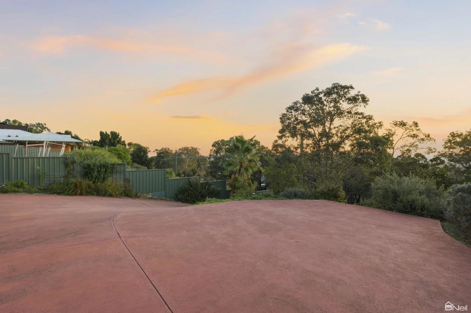 Additional image 30 of 38 Carrick Road, Mount Richon WA 6112