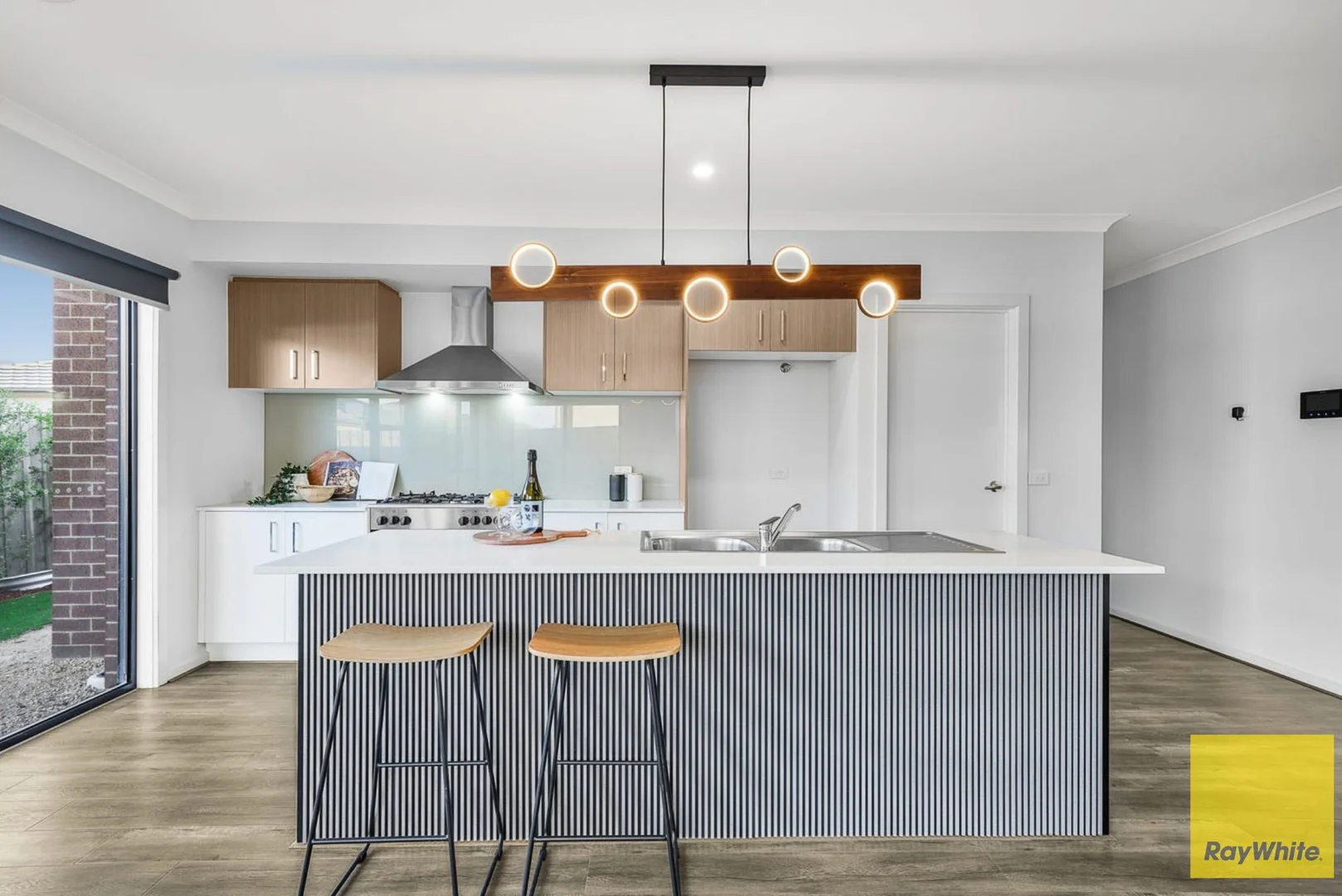 Additional image 6 of 50 Palmdale Crescent, Mambourin VIC 3024