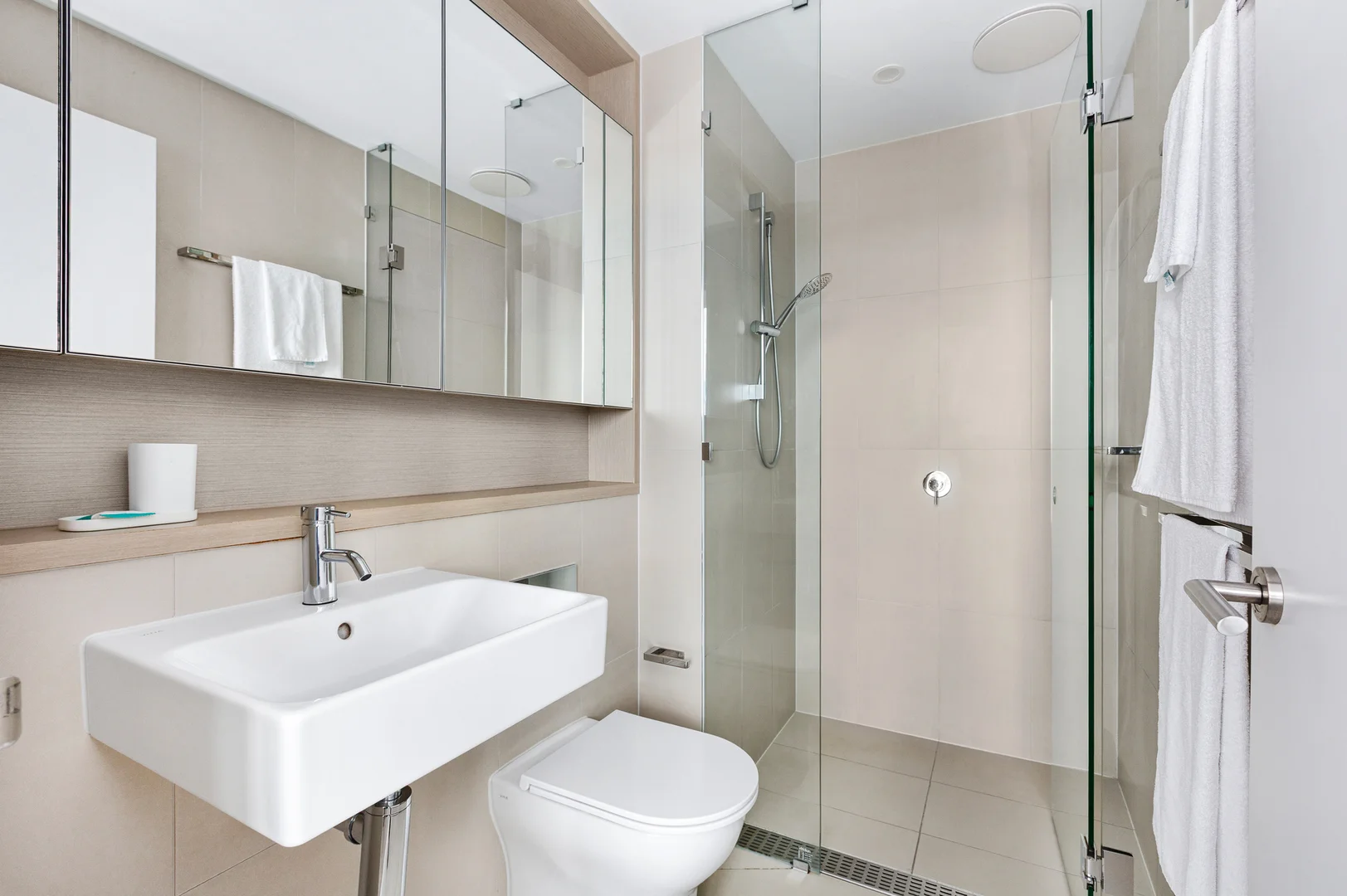 Additional image 7 of 1111/915 Collins Street, Docklands VIC 3008