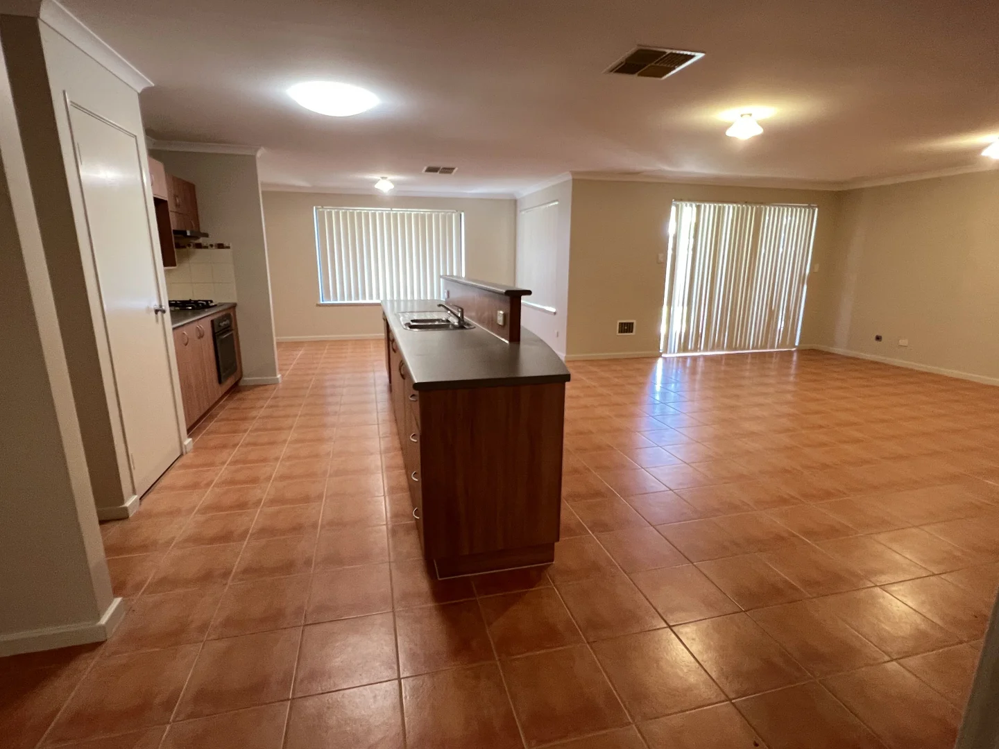 Additional image 5 of Waikiki WA 6169