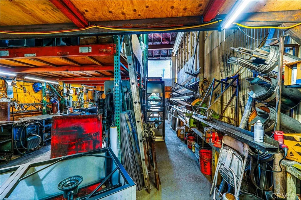 Additional image 39 of 6009 Wilmington Avenue, Los Angeles, CA 90001