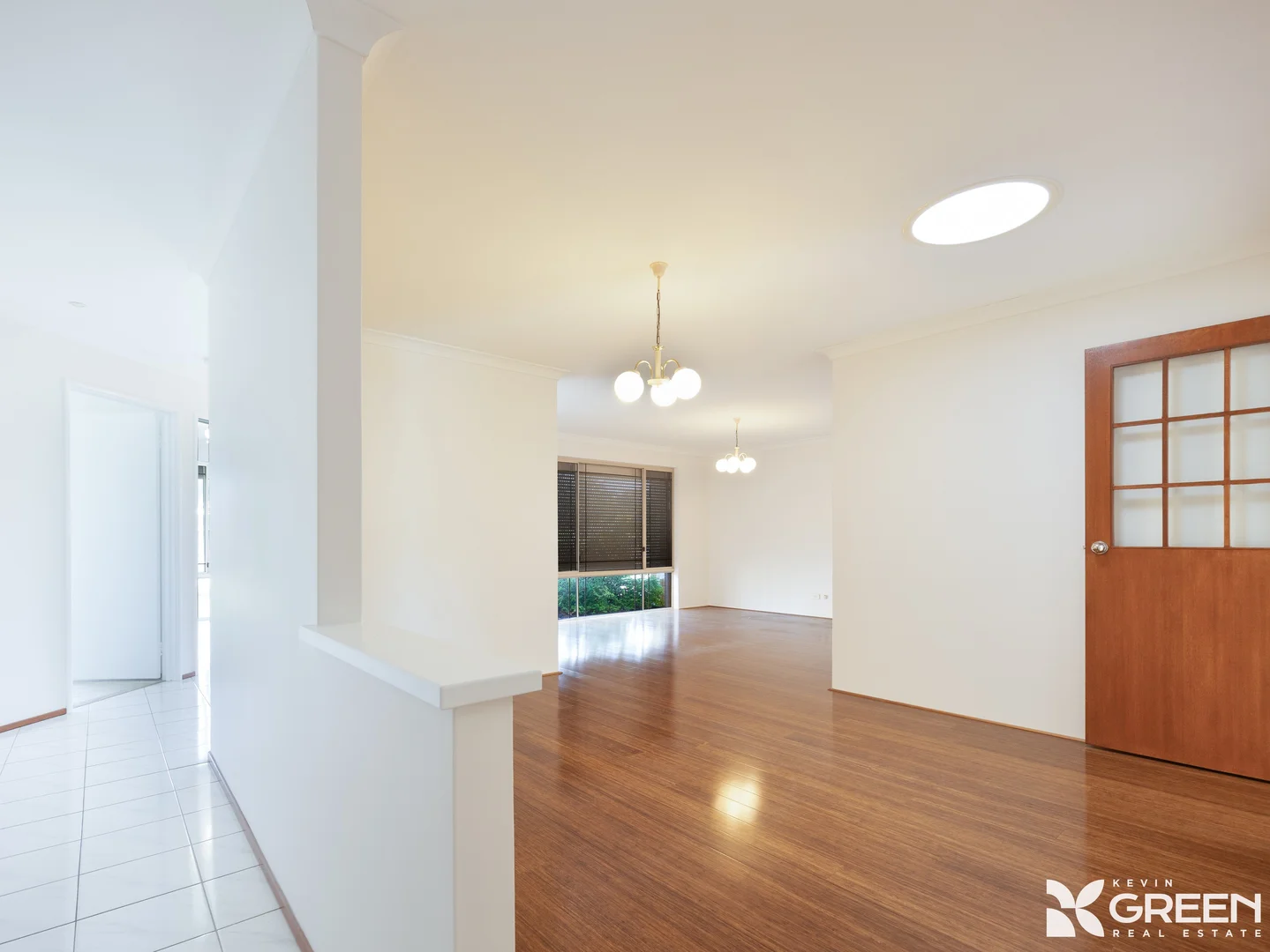 8 Leeuwin Parade, Rockingham WA 6168 photo 5