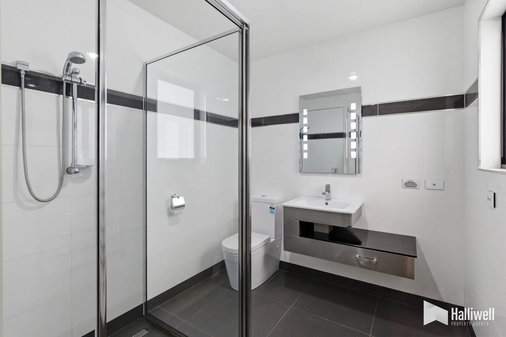 Additional image 9 of 8 James Street, Devonport TAS 7310