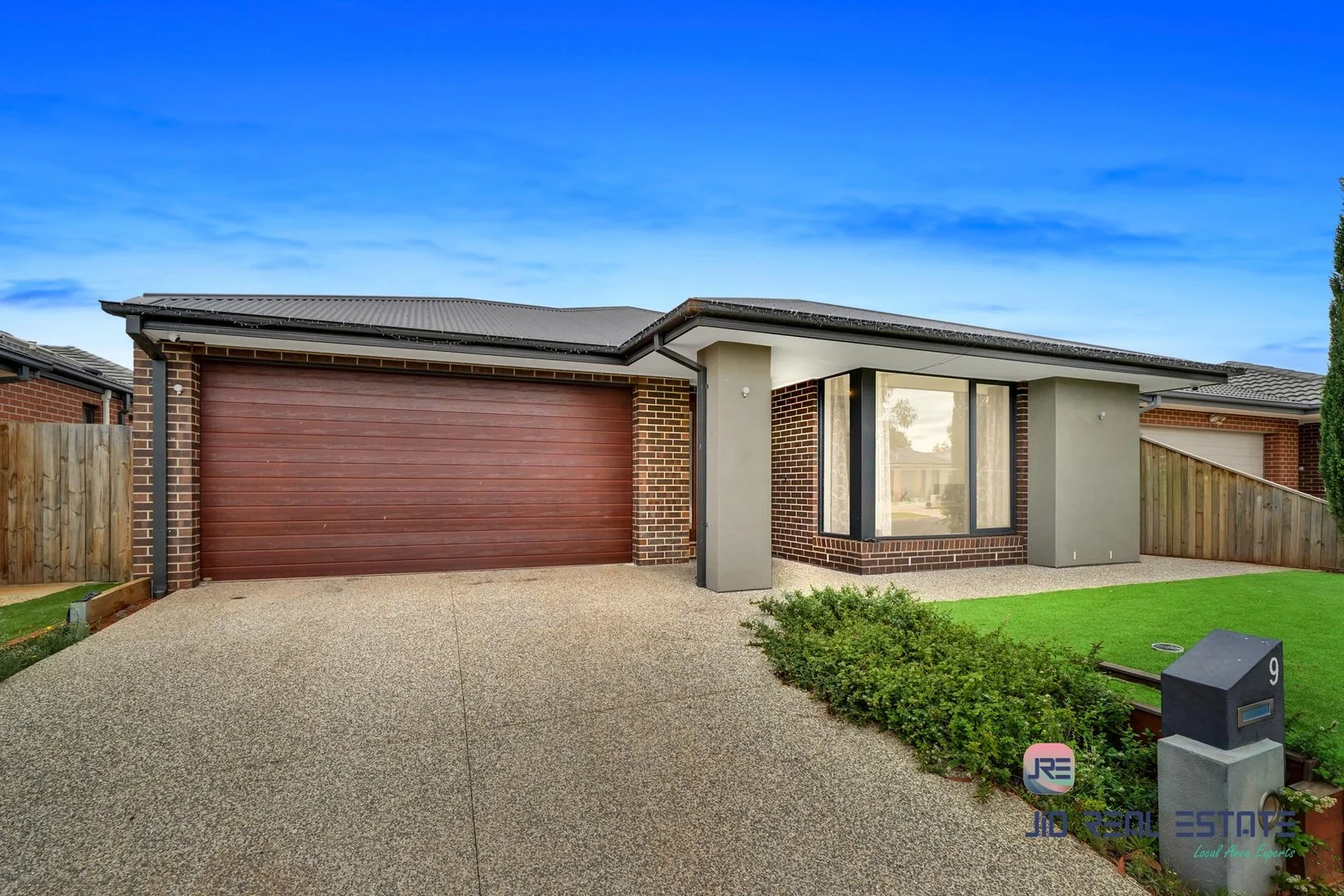 9 Aponte Avenue, Thornhill Park VIC 3335