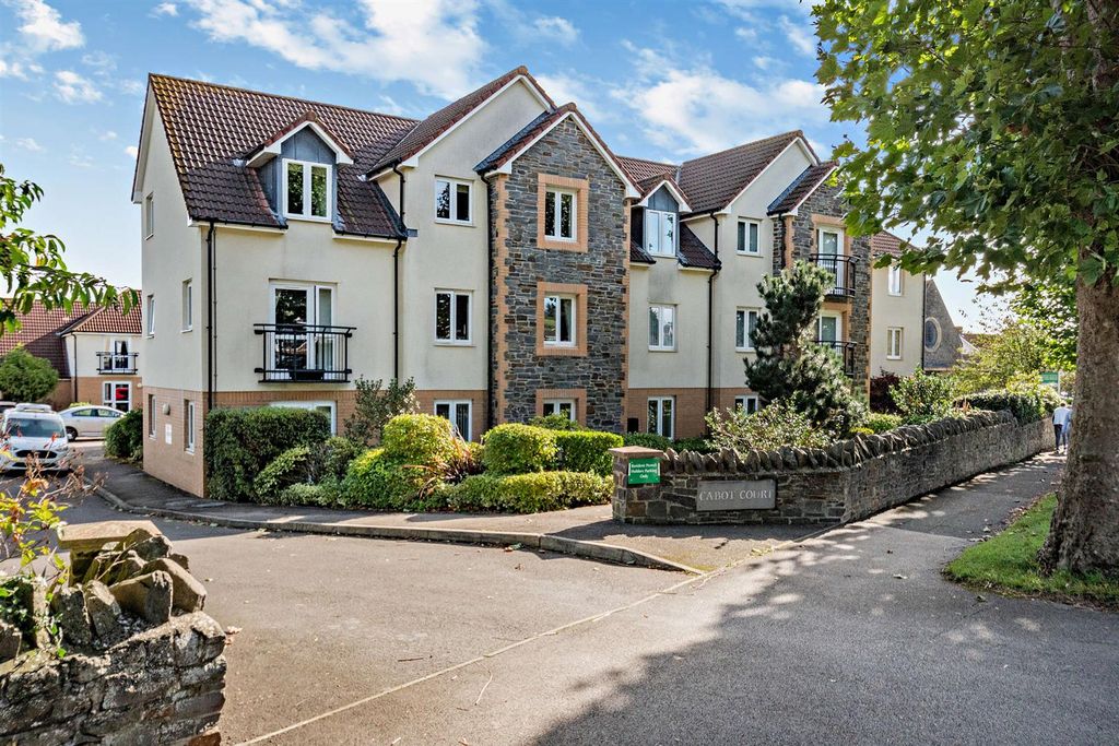 2 bed flat for saleCabot Court, Bath Road, Longwell Green, Bristol BS30