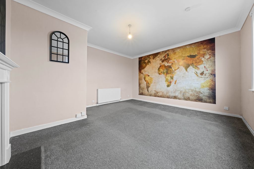 Additional image 3 of 3 bed flat for saleOnslow Road, Drumry, Clydebank G81