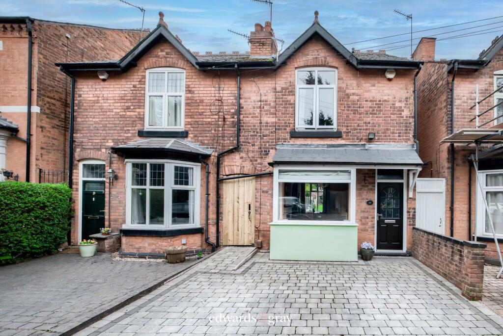 Green Lanes, Wylde Green, Sutton Coldfield, B73 5JW