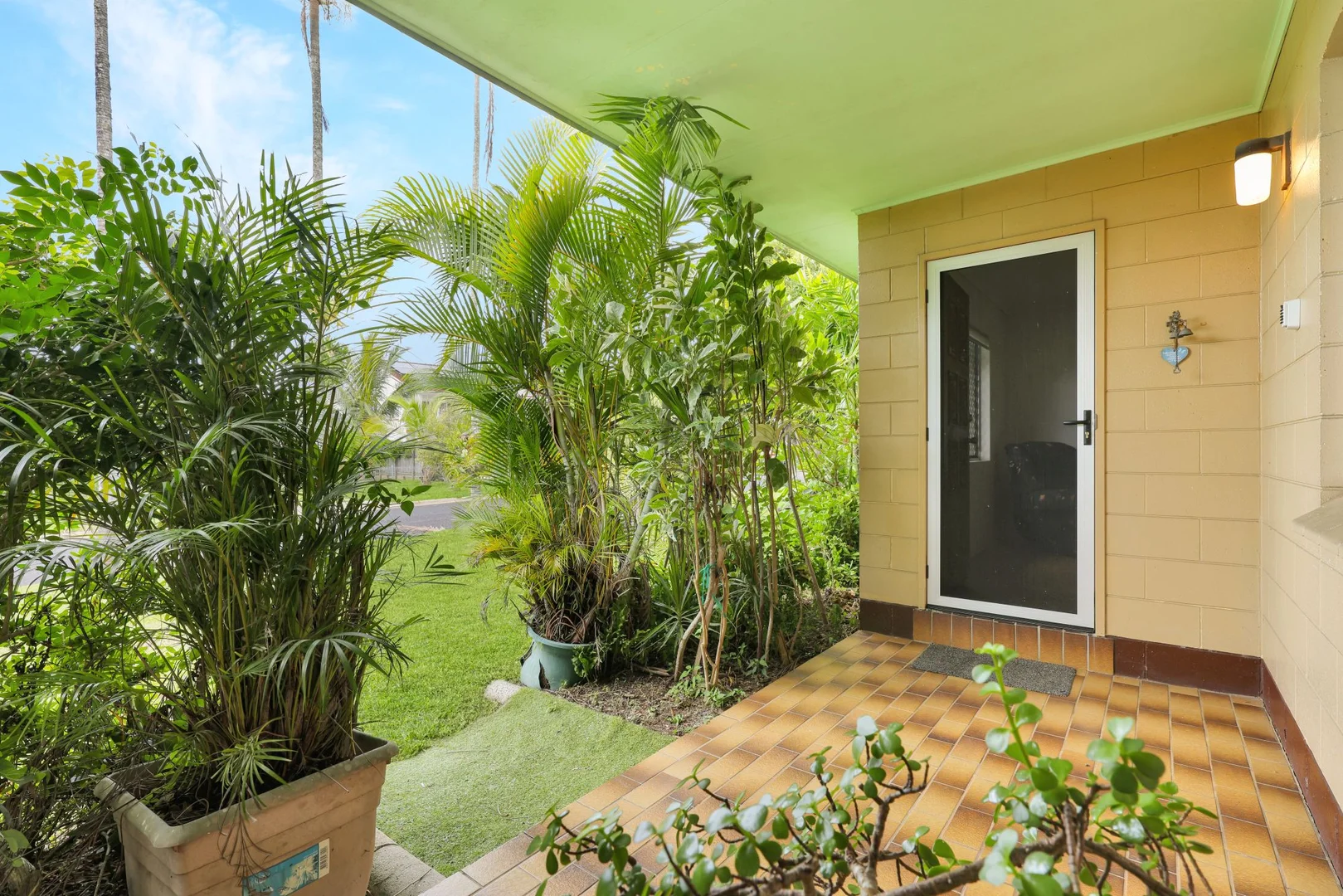 Additional image 3 of 2 Dahlia Close, Mooroobool QLD 4870