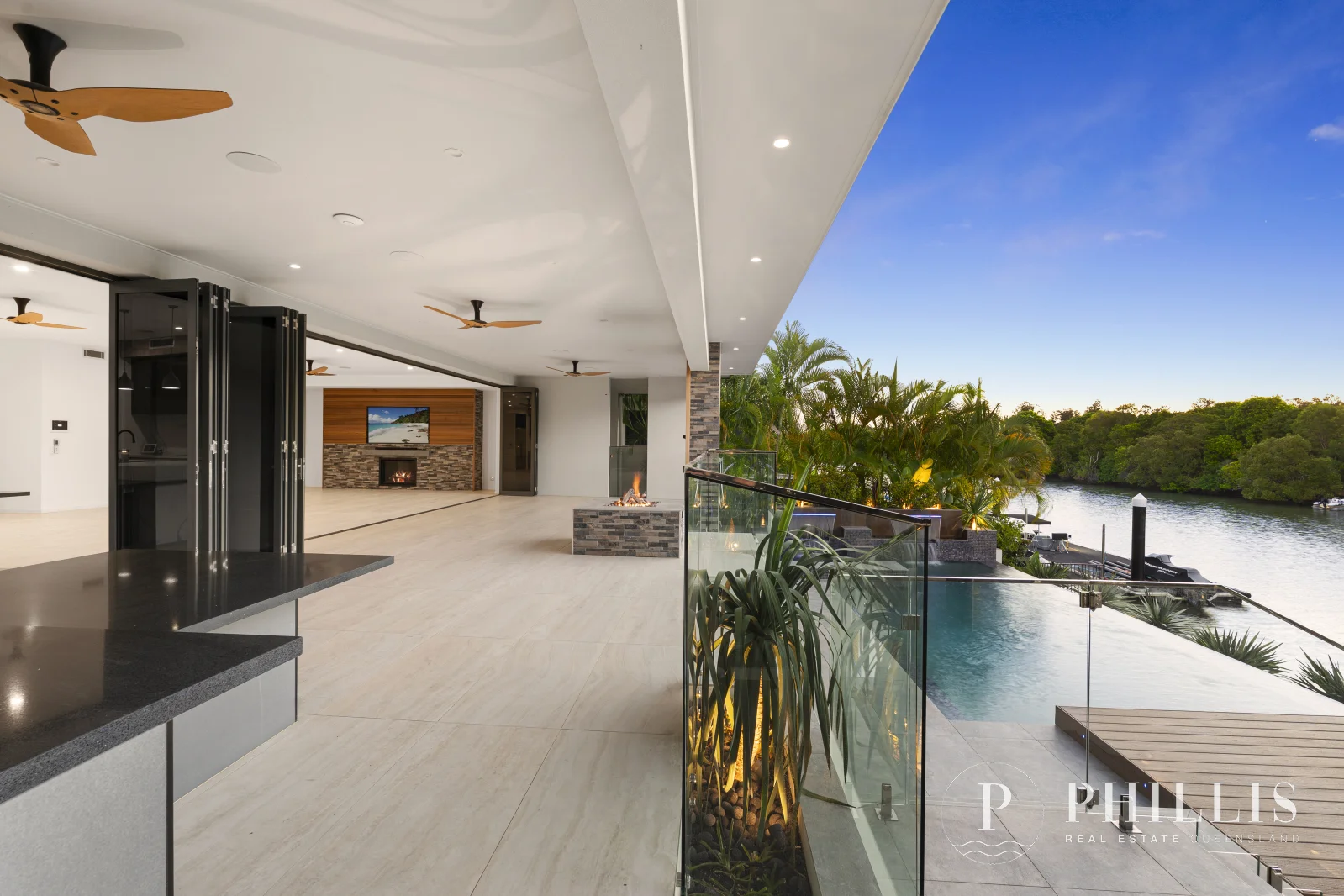 Additional image 8 of 2515 Cressbrook Drive, Hope Island QLD 4212