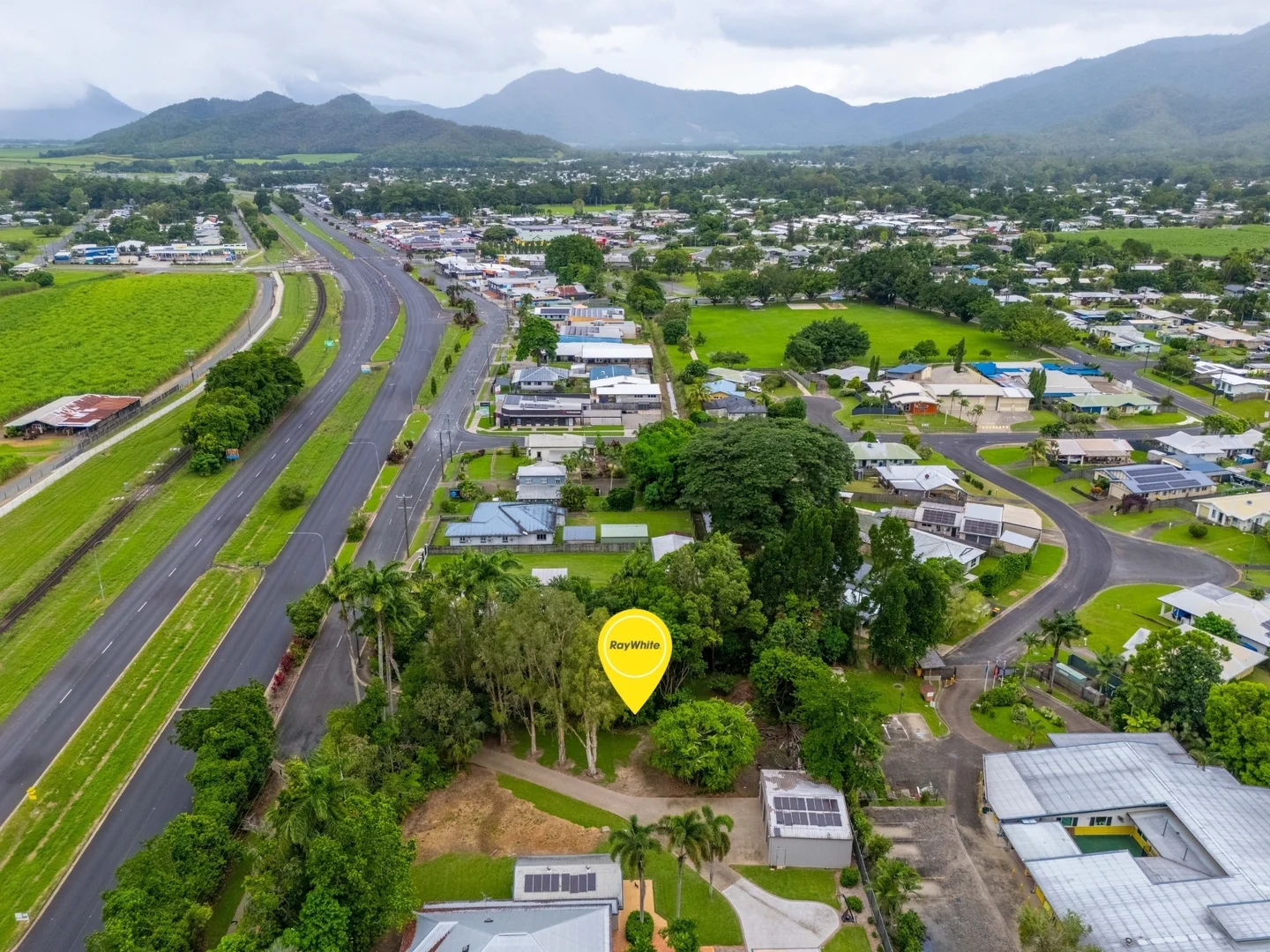 207-211 Bruce Highway, Edmonton QLD 4869 photo 5