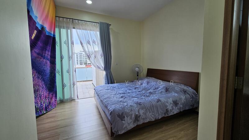 Additional image 7 of 12 Loyang Besar Close