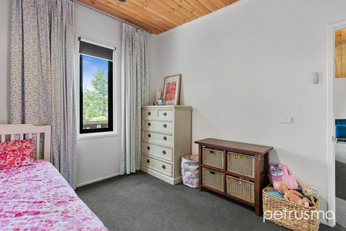 Additional image 13 of 2/11a Daly Road, Lenah Valley TAS 7008