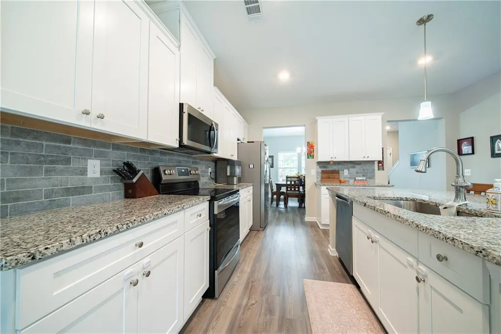 Additional image 37 of 81 Wood Hill Drive, Smiths Station, AL 36877