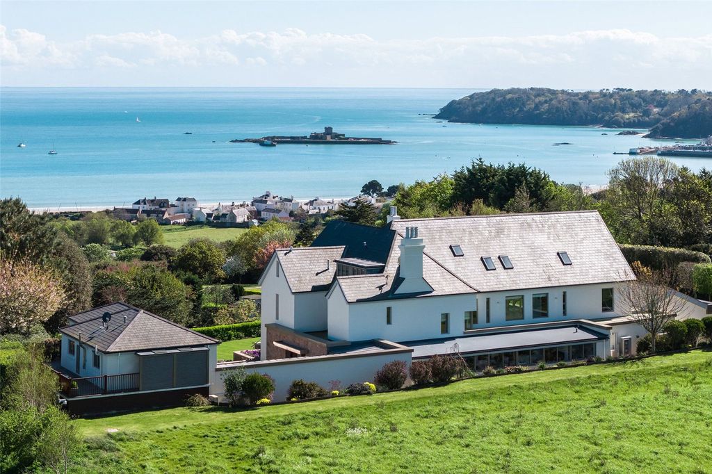 6 bed detached house for saleLe Vieux Beaumont, St Peter, Jersey JE3