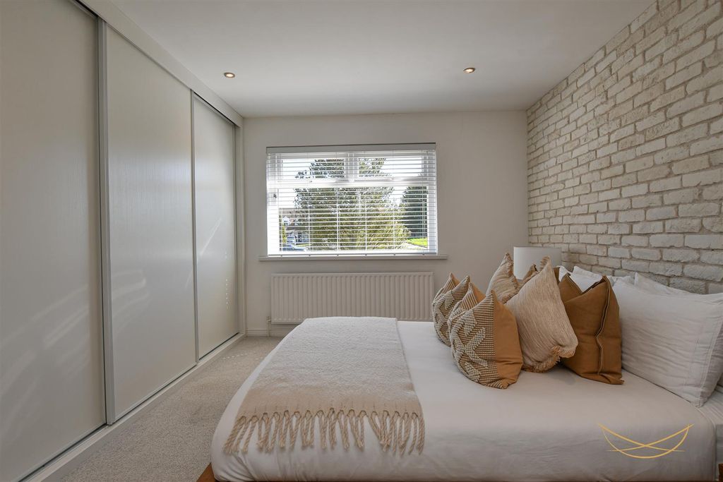 Additional image 47 of 5 bed detached house for saleHydepark Close, Newtownabbey BT36