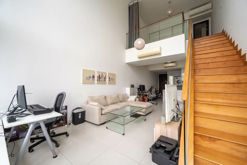 33 Rochester Drive photo 3