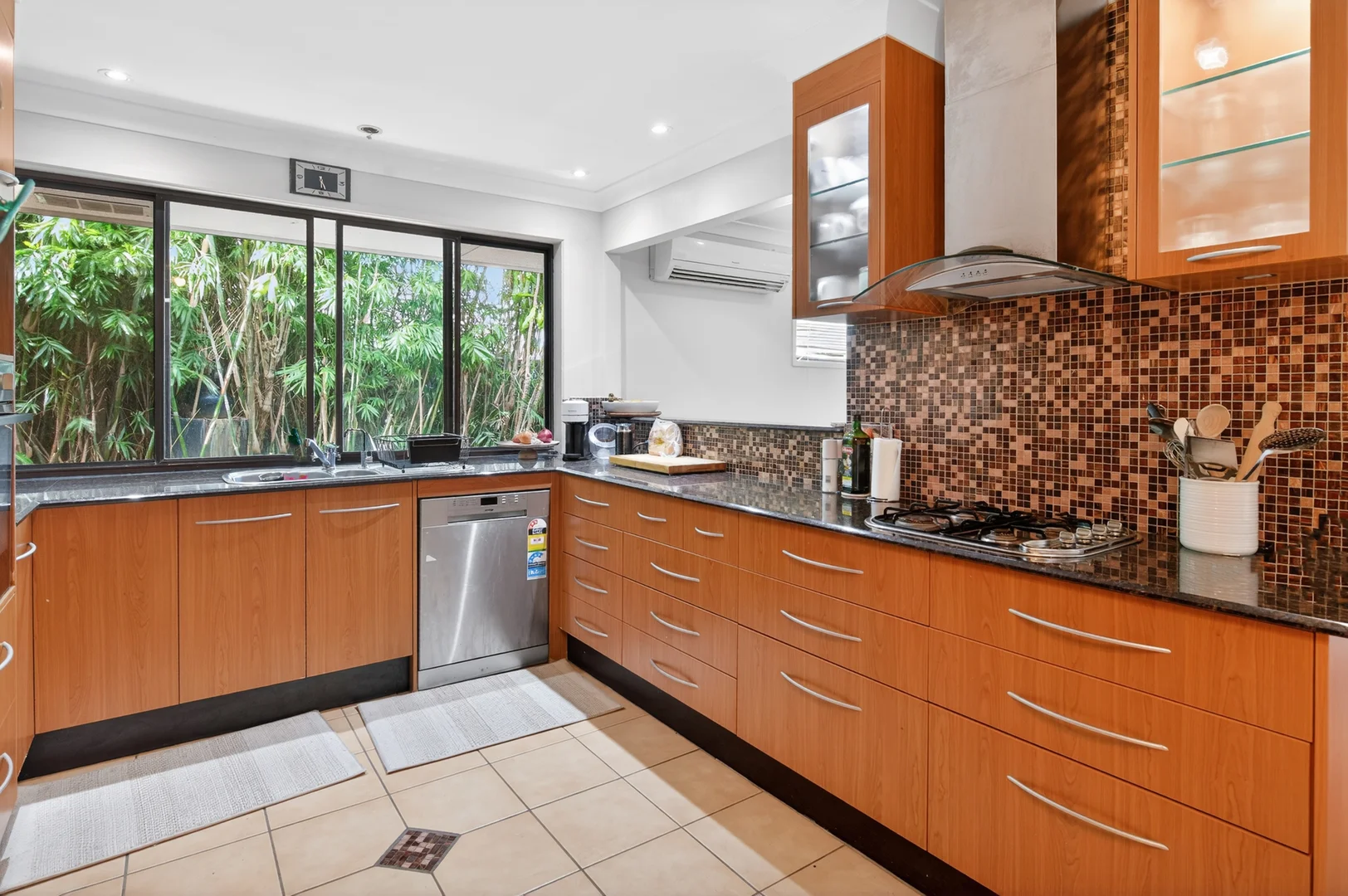 Additional image 20 of 2/6 Russell Court, Miami QLD 4220