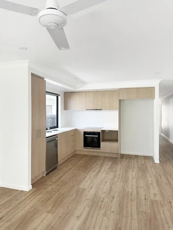 Additional image 2 of 1/4 Moon Court, Lawnton QLD 4501