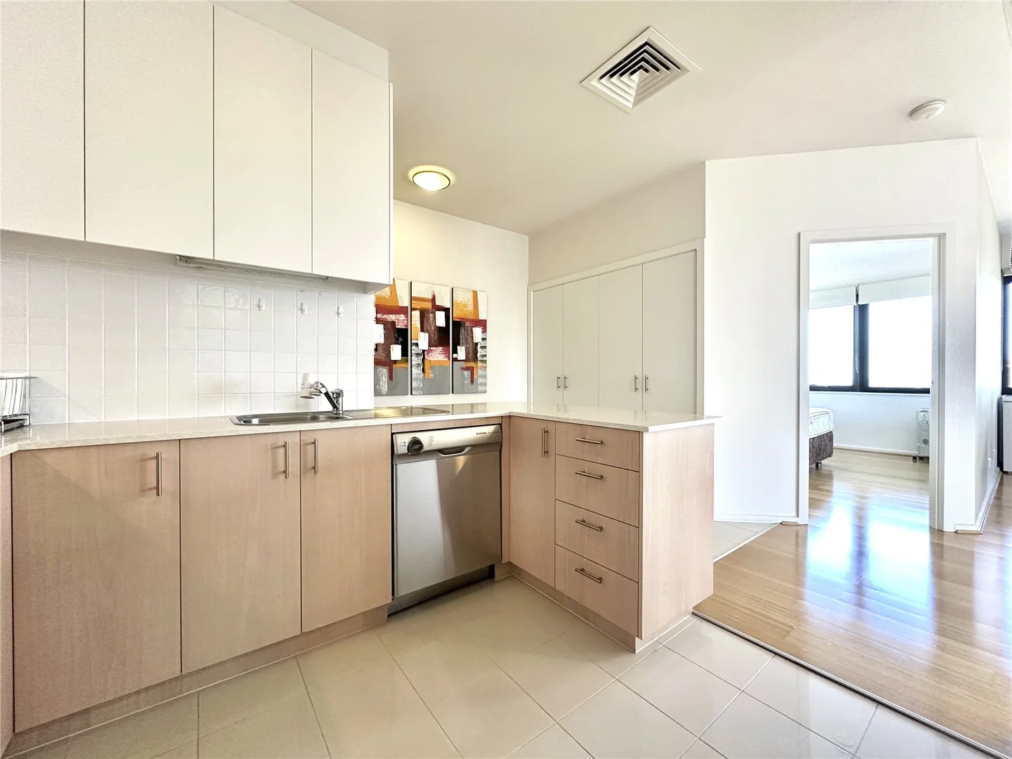 Additional image 11 of 2209/250 Elizabeth Street, Melbourne VIC 3000