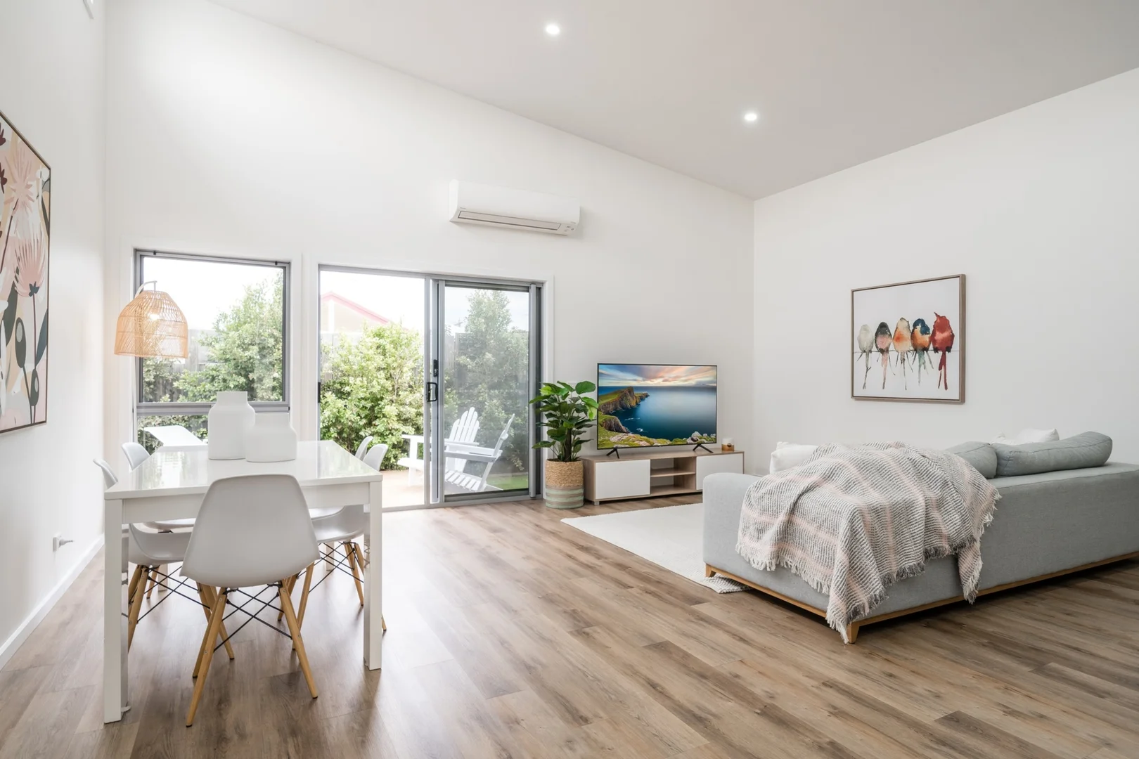 Additional image 2 of 2/5 Waiora Avenue, Hamlyn Heights VIC 3215