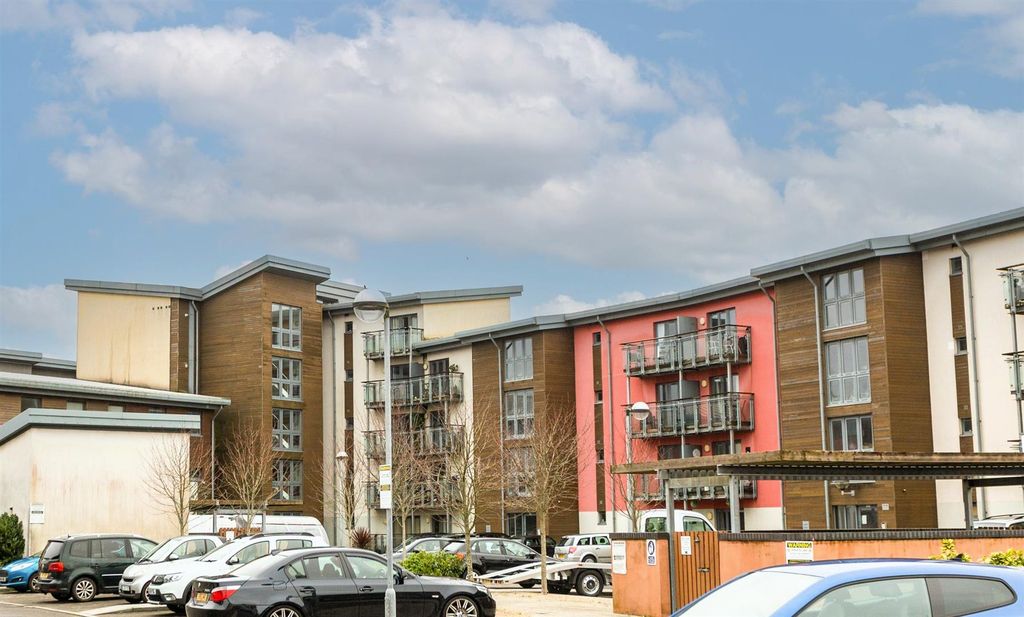 Additional image 13 of 2 bed flat for saleSt Stephens Court, Marina, Swansea SA1
