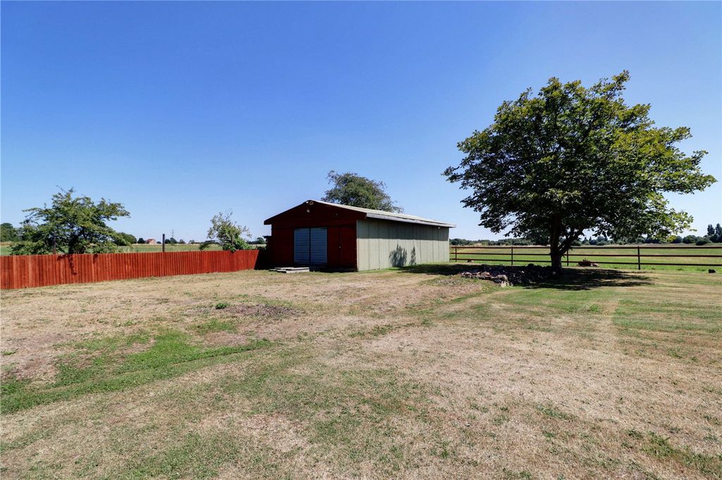Additional image 6 of 6 bed detached house for saleGodnow Bridge, Crowle DN17