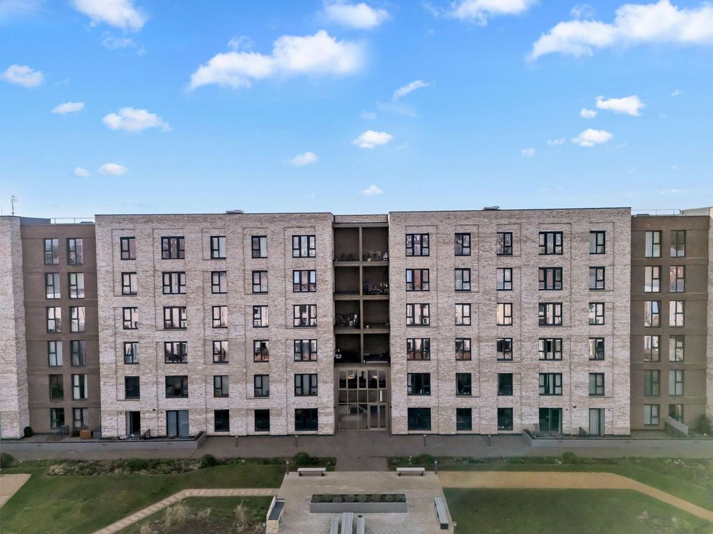 Additional image 16 of 2 bed flat for saleRunway Avenue, Patchway BS34