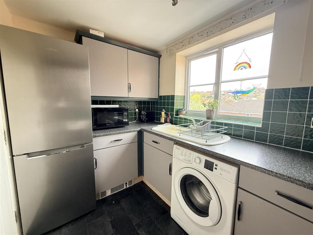 Additional image 7 of Luanne Close, Cradley Heath