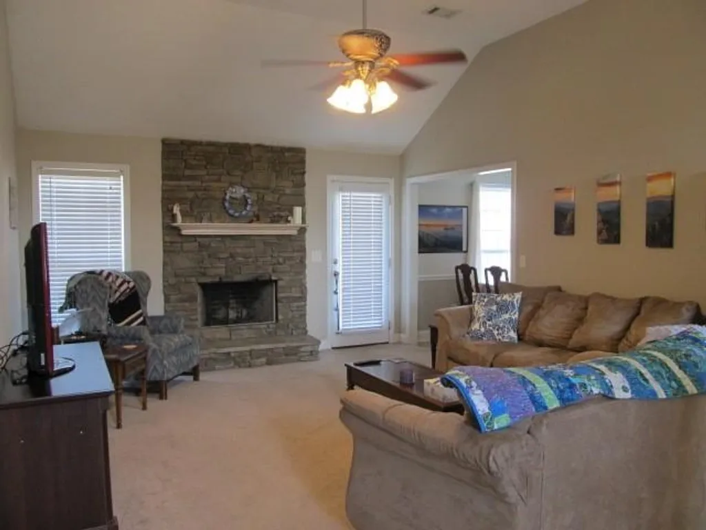 Additional image 3 of 306 Lee Road 2138, Phenix City, AL 36870