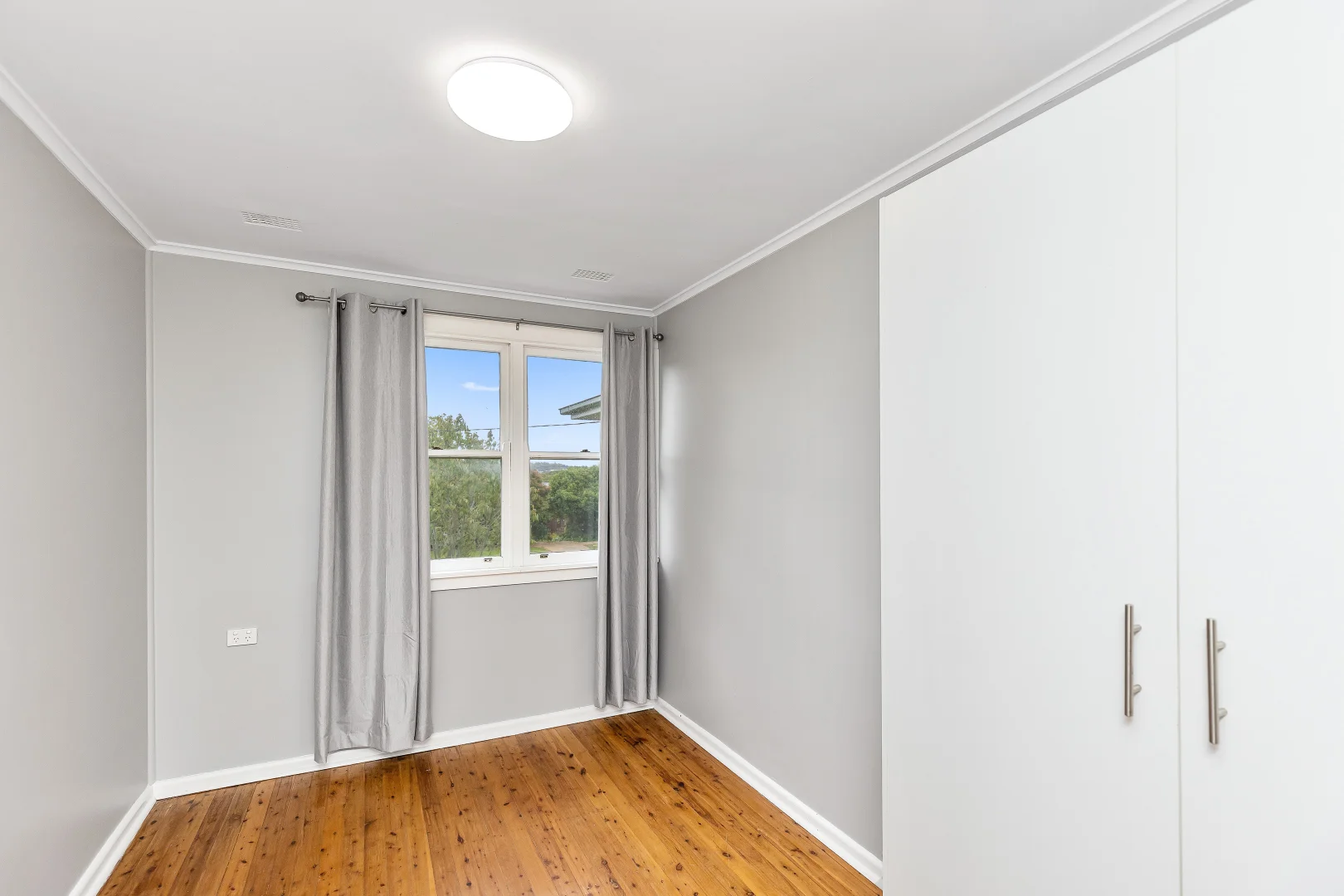 Additional image 14 of 31 Gilmore Avenue, Mount Austin NSW 2650