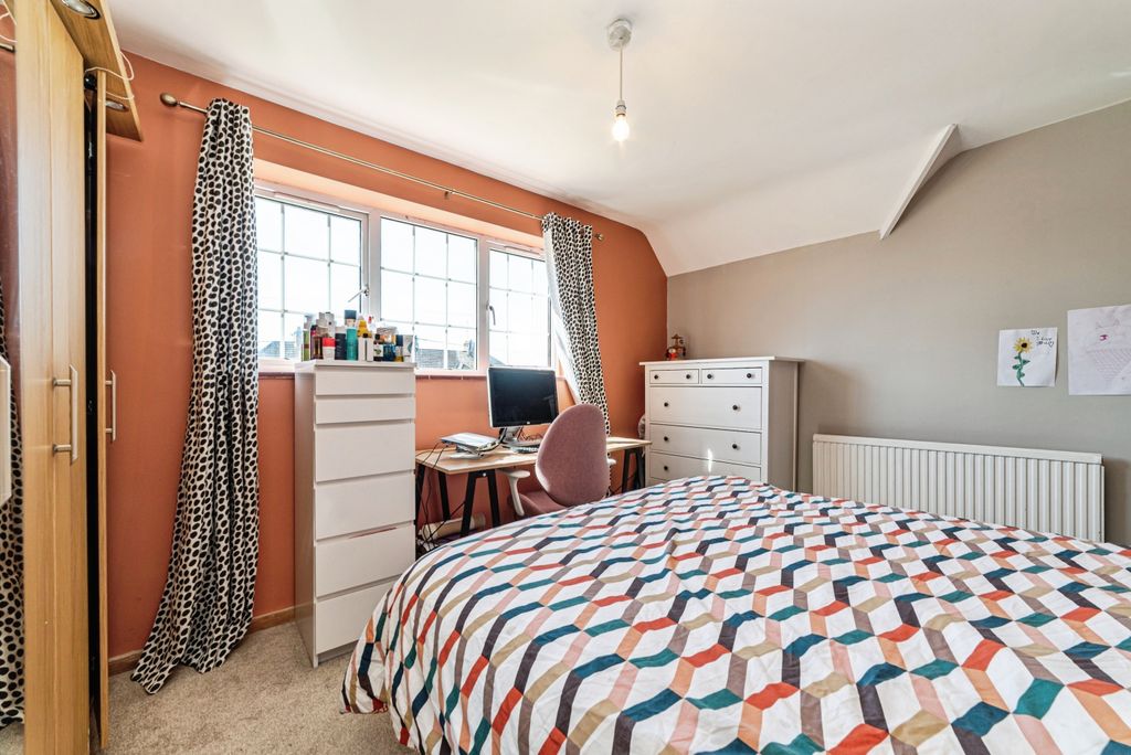 Additional image 12 of 3 bed semi-detached house for saleWestfield Crescent, Thatcham RG18