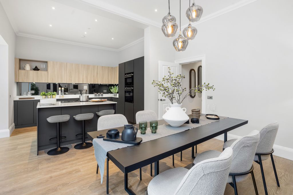 Additional image 10 of 5 bed terraced house for sale14 Millerfield Place, Marchmont, Edinburgh EH9