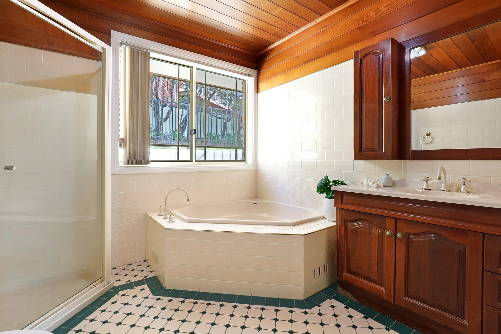 Additional image 20 of 182 Waples Road, Farmborough Heights NSW 2526