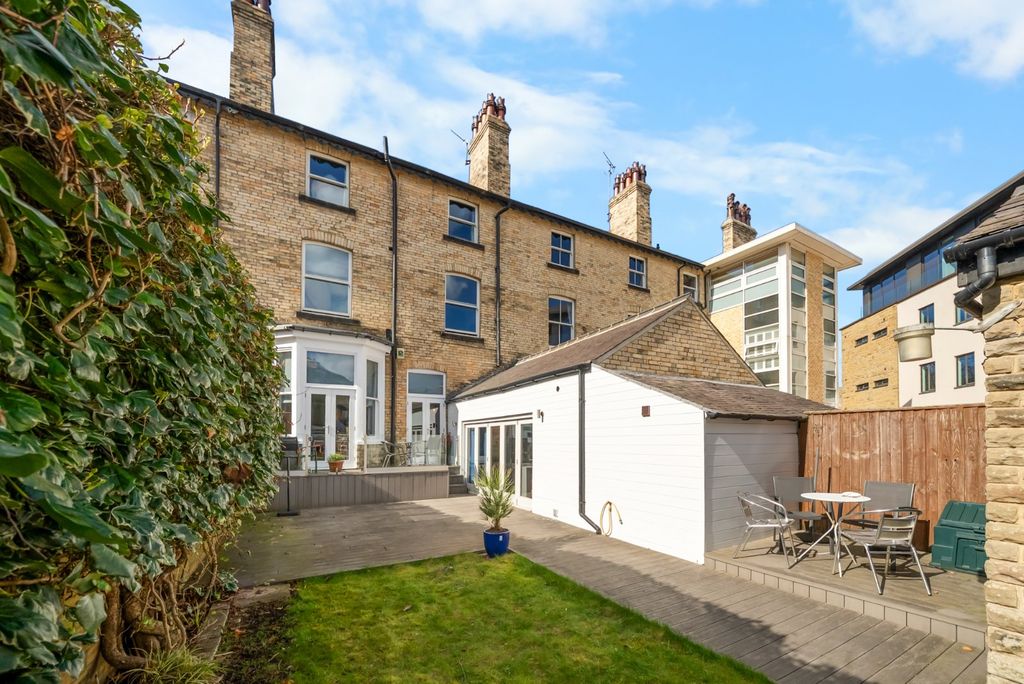 Additional image 2 of 5 bed detached house for saleVictoria Avenue, Harrogate, North Yorkshire HG1
