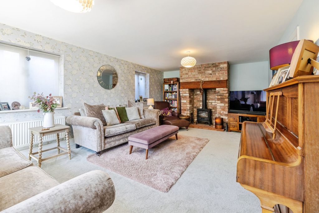 Additional image 11 of 4 bed detached house for saleNorthfield Road, Welton LN2
