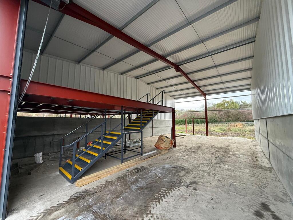 Additional image 25 of Droitwich Road, Bromsgrove B60 4DD