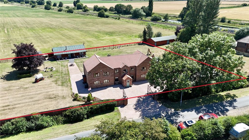 Additional image 39 of 6 bed detached house for saleGodnow Bridge, Crowle DN17
