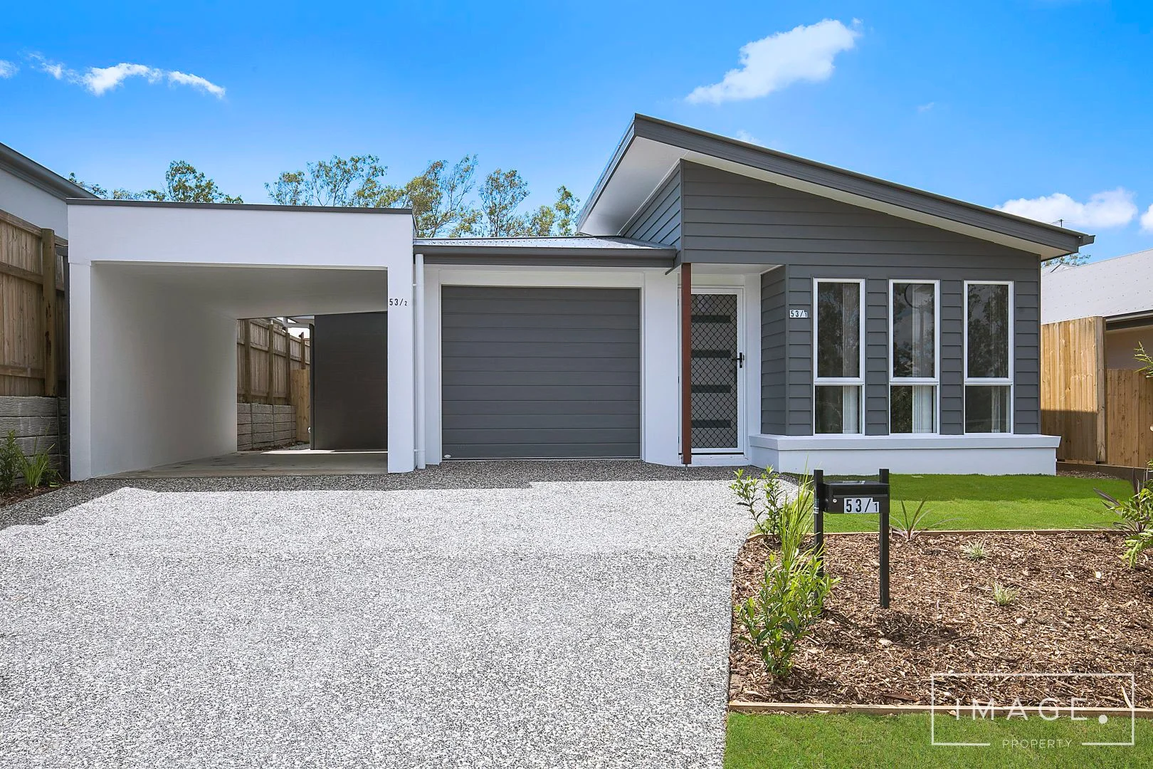 1/53 Locke Cres, Redbank Plains QLD 4301
