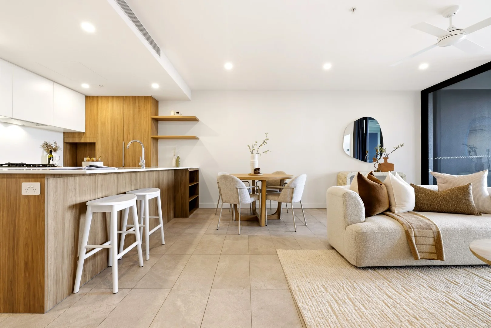 30801/15 Wharf Street, Hamilton QLD 4007
