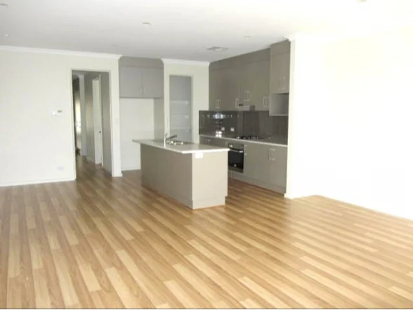 Additional image 3 of 11A Moseley Road, Paradise SA 5075