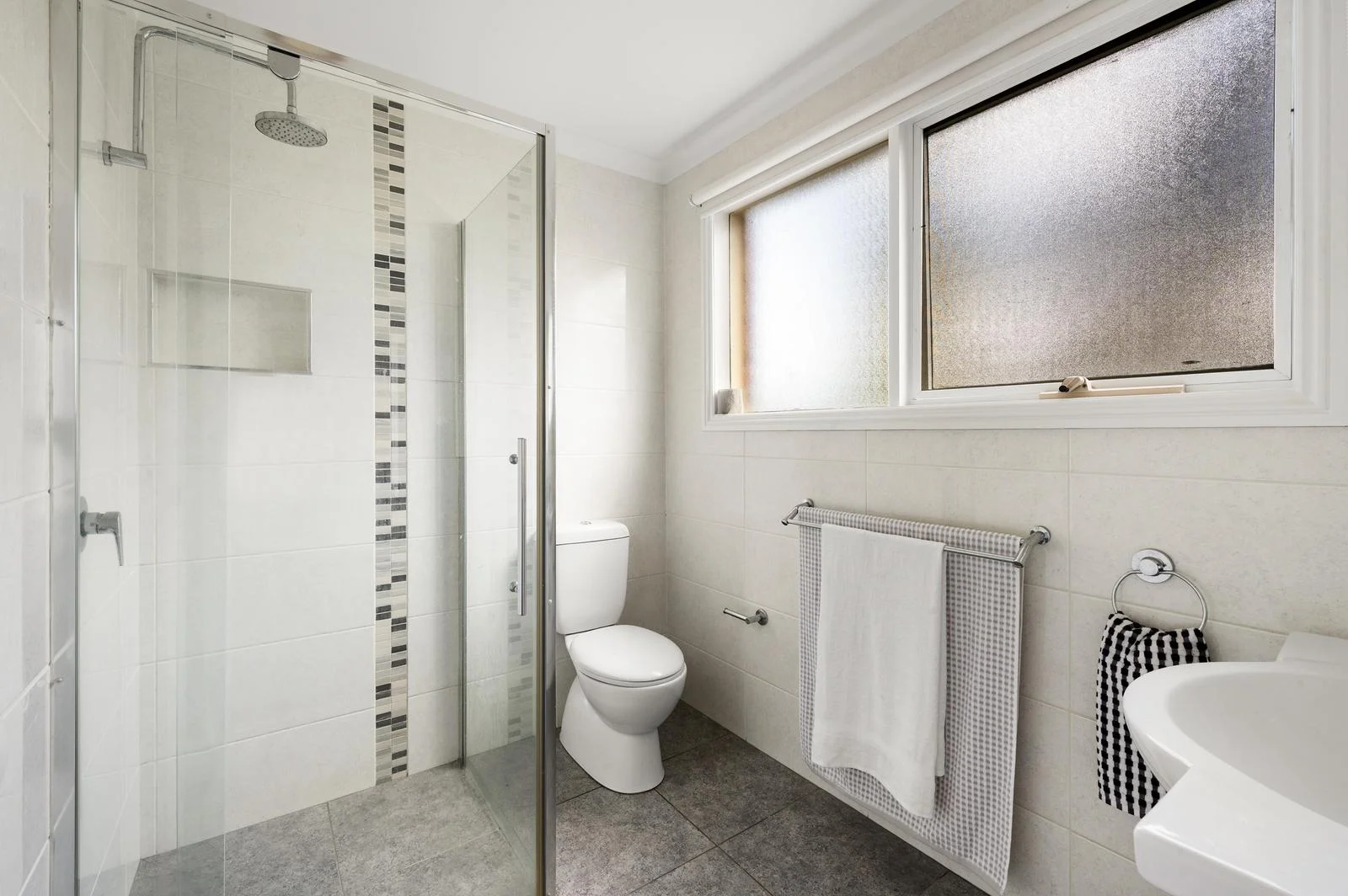 Additional image 12 of 1/135 Ivanhoe Parade, Ivanhoe VIC 3079
