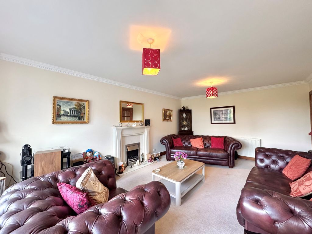 3 bed detached bungalow for saleLomond View, Drongan KA6 photo 3
