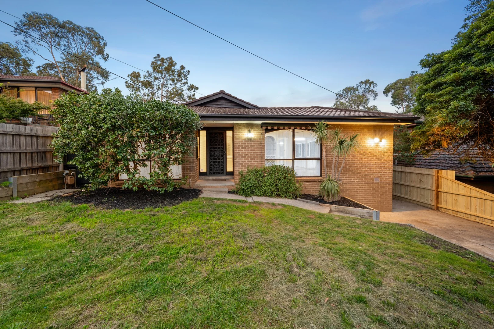 90 Sellars Street, Watsonia North VIC 3087