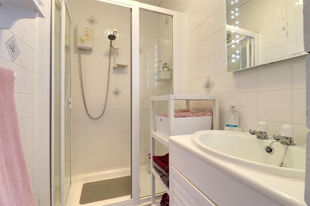Additional image 16 of 4 bed detached house for sale6 Beverley Drive, Newtownards BT23