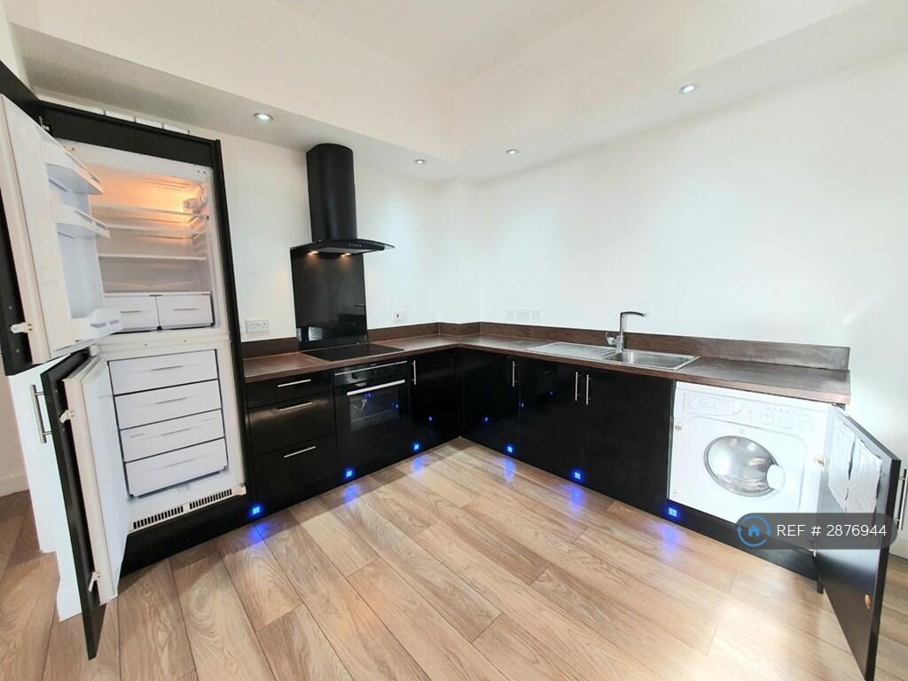 Additional image 2 of Chapel Court, Bromsgrove, B61
