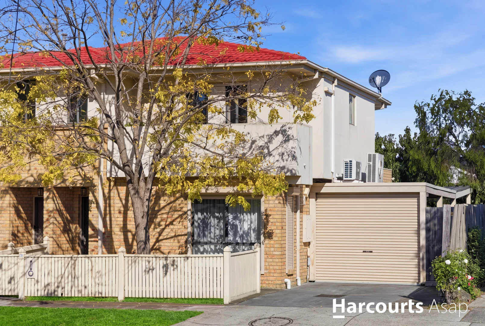 12 Crescent Street, Noble Park VIC 3174 photo 2