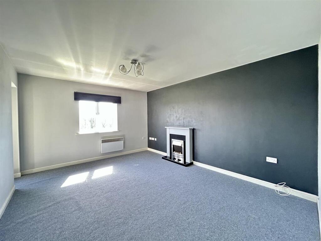 Additional image 4 of Cavalier Drive, Halesowen