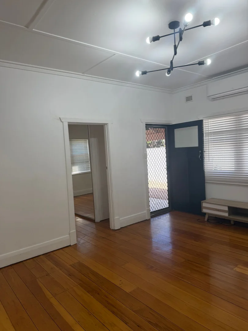 Additional image 12 of 6 A Ledger Rd, Woodville South SA 5011