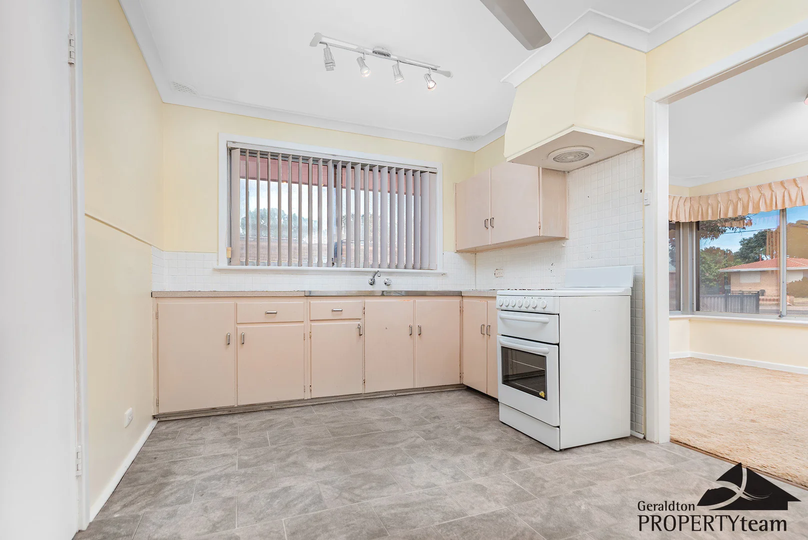 Additional image 4 of 100 Kenny Crescent, Rangeway WA 6530